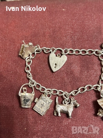 Антикварна сребърна английска гривна с талисманк, снимка 2 - Гривни - 52829657