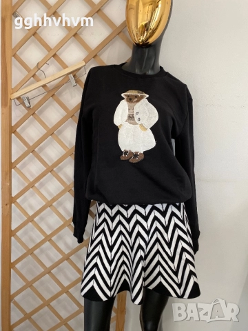 Блуза с мече