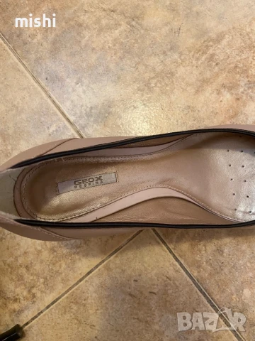 Geox оригинални обувки естествена кожа, снимка 4 - Дамски обувки на ток - 51377471