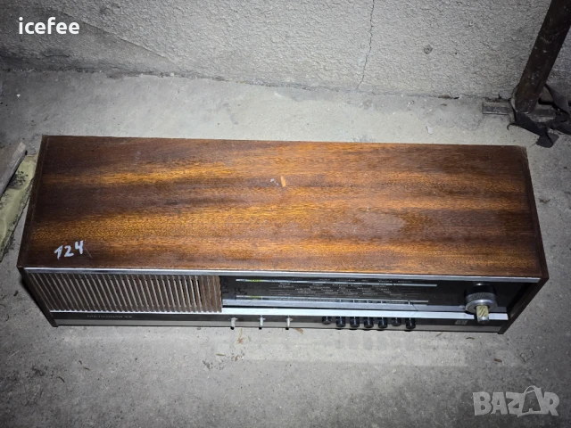 Старо радио Мелодия 22, снимка 3 - Радиокасетофони, транзистори - 50553289