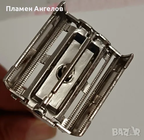 Винтидж класическа самобръсначка "Gillette Slim Twist" 1976г.Рядка,Колекционерска. , снимка 6 - Други ценни предмети - 55756075