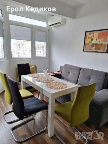 трапезна маса с четири стола, снимка 3 - Маси - 52682316