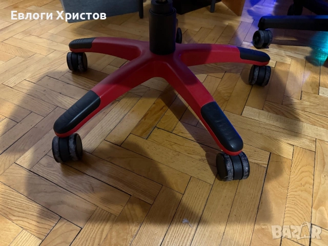 Геймърски стол AK Racing, снимка 3 - Геймърски - 53112384