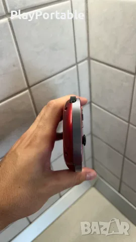 Modded PS Vita PCH-1000 Cosmic Red 128GB 150+ games, снимка 4 - PlayStation конзоли - 56040230
