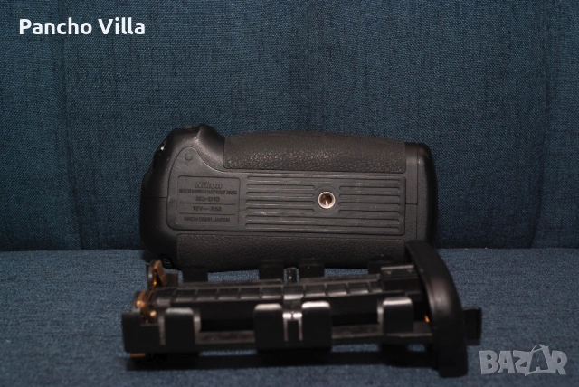 Nikon D300s и грип Nikon MB-D10, снимка 5 - Фотоапарати - 53841138