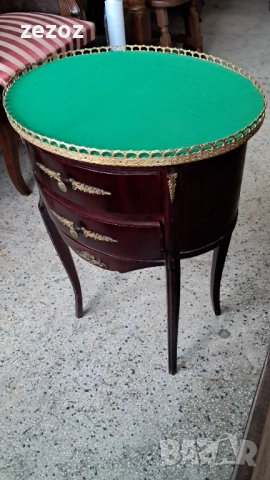 Шкаф с високи крачета №44, снимка 3 - Шкафове - 53034305