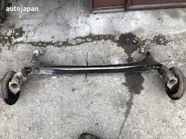 Заден мост Toyota Corolla Verso 2.2 D-CAT 177кс 2007г  