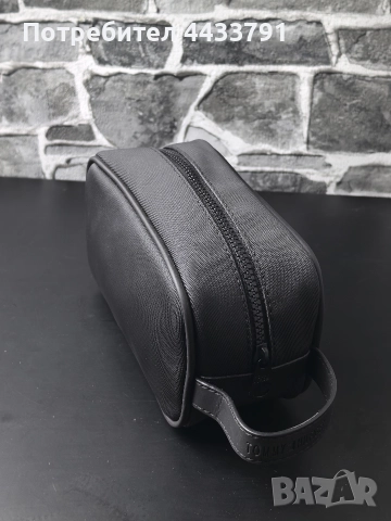 Tommy Hilfiger чанта тип несесер , снимка 7 - Чанти - 52826192