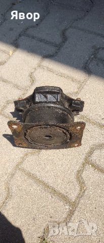 Тампон за двигател, преден, за Honda Accord 7 2.4 бензин автомат, снимка 2 - Части - 41755336