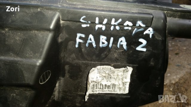 десен фар Skoda Fabia, снимка 3 - Части - 39208721
