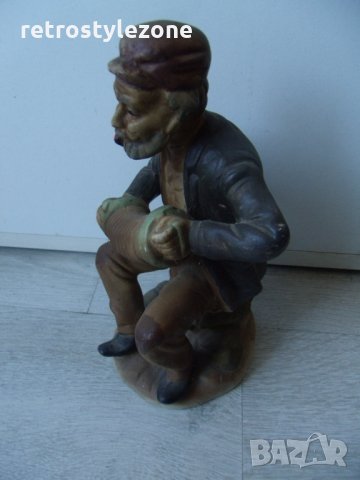 № 5995 стара порцеланова фигура   - размери - височина 21 см , основа 10 см   - наглазирана / бискви, снимка 2 - Други ценни предмети - 35856712