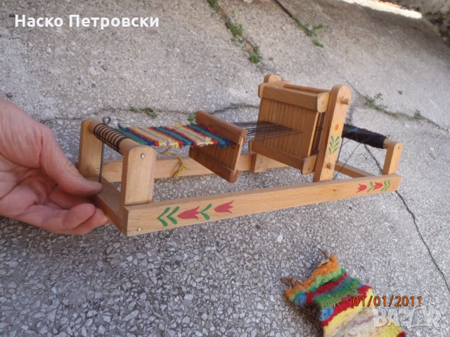 Ретро играчка - дървен детски тъкачен стан., снимка 2 - Антикварни и старинни предмети - 34202517
