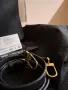 Продавам дамска чанта Calvin Klein, снимка 3