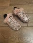 Страхотни обувки с камъни и перца 29 номер, снимка 3
