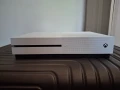 Продавам xbox one s , снимка 1