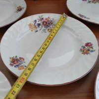 Стар български порцелан чинии плитки, снимка 2 - Антикварни и старинни предмети - 35849186