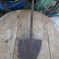 Ръчно ковон лемиш от старо рало,ковано желязо, снимка 1 - Антикварни и старинни предмети - 33952178
