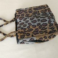 стара дамска чанта от стъклени мъниста леопард, снимка 4 - Антикварни и старинни предмети - 41710335