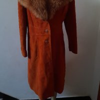Палто от естествен велур, снимка 1 - Палта, манта - 42701350