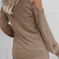 Дамска блуза в цвят капучино с дълъг ръкав и голи рамене, снимка 2 - Блузи с дълъг ръкав и пуловери - 42399543