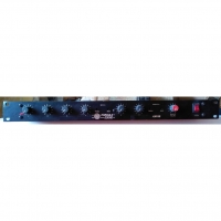 Продавам висококачествен 6 канален раков миксер Formula Sound AMX6 - six channel sound mixer A 19" 1, снимка 1 - Ресийвъри, усилватели, смесителни пултове - 36081506