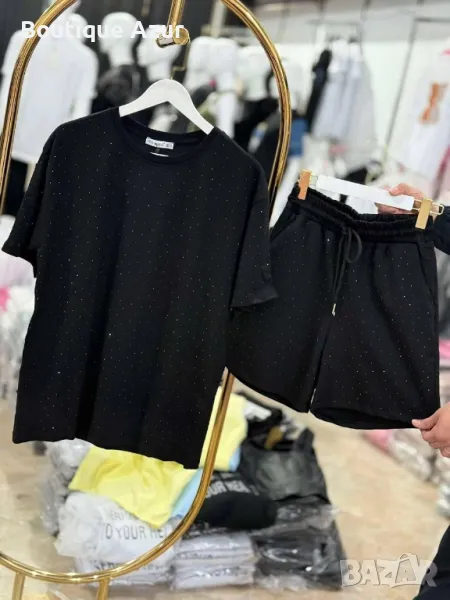 дамски комплект с камъни тениска и къси панталонки , снимка 1