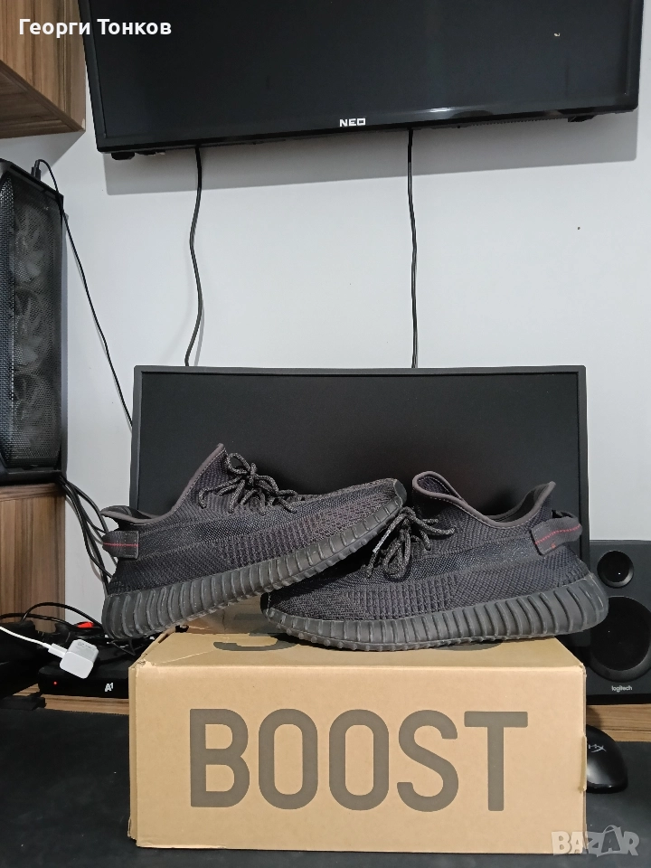 Продавам обувки YEEZY BOOST 350 V2!, снимка 1