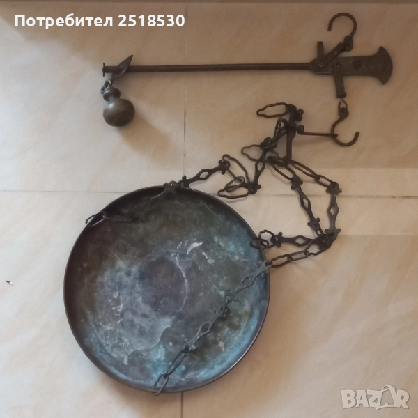 Стар бронзов кантар, снимка 1