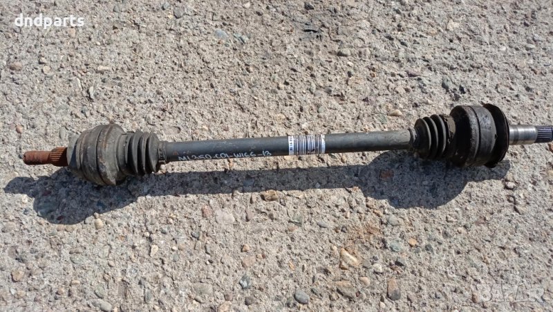 Полуоска Mercedes ML350 CDI W166 2013г.(задна)	, снимка 1