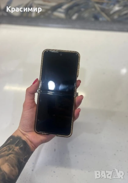 samsung galaxy z flip 4, снимка 1