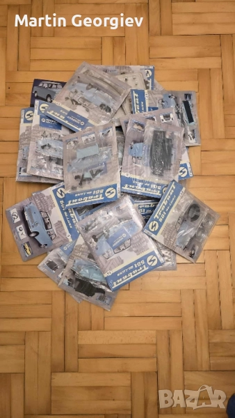 Трабант 601 Делукс/Trabant 601 deluxe-брой 2 до 33, снимка 1