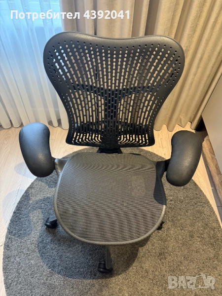 Herman Miller Mirra 2 (Fully Loaded) Офис Стол с Triflex облегалка - Като Нов! , снимка 1