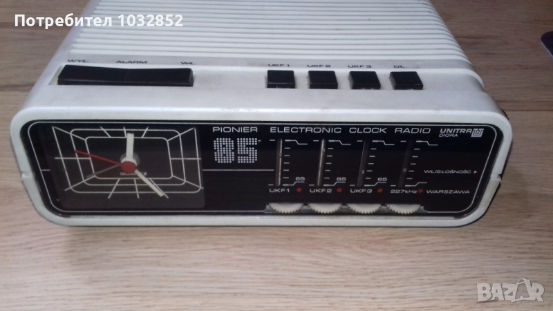 Радио часовник Unitra, снимка 1