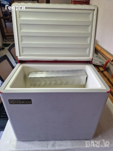 Хладилна ракла на 12v на 220v и гас, снимка 1