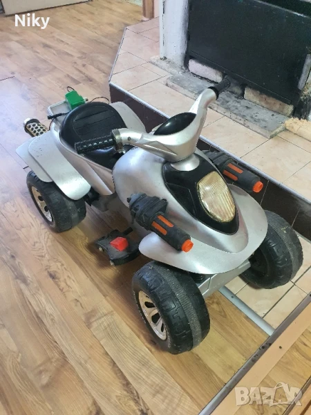 Акумулаторен мотор , снимка 1