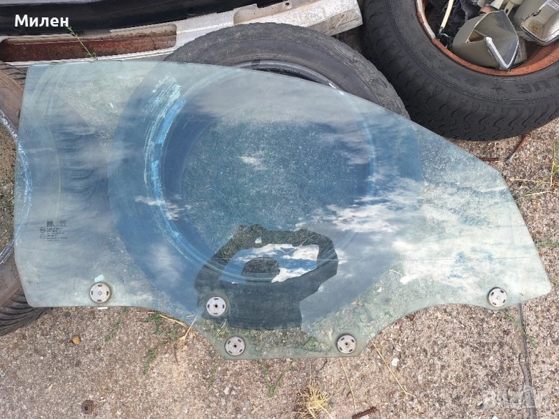 Странично Стъкло На Предна Дясна Врата За Hundai Coupe от 1996-1999 Година Хюндай Купе , снимка 1