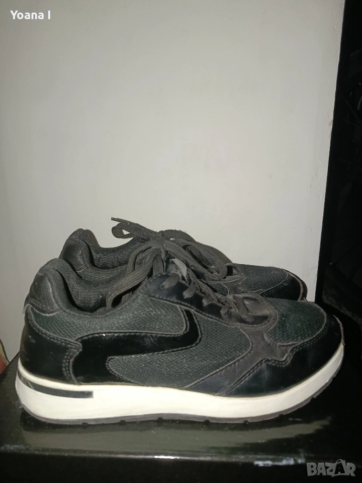 Черни дамски маратонки, снимка 1