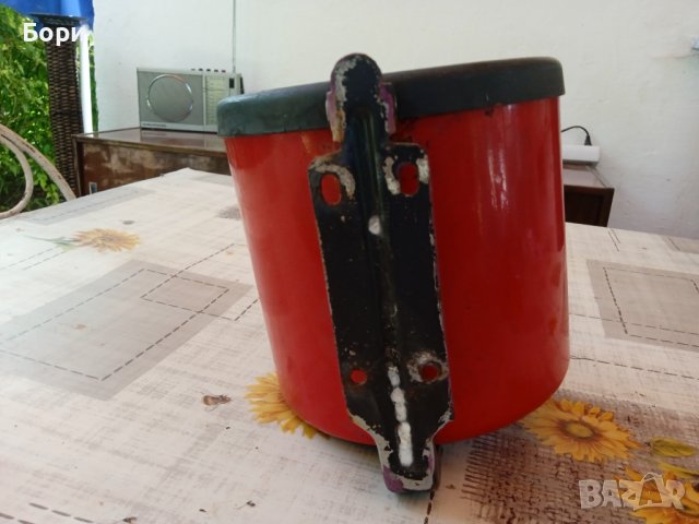 Стар метален пепелник, снимка 4 - Други ценни предмети - 41270176