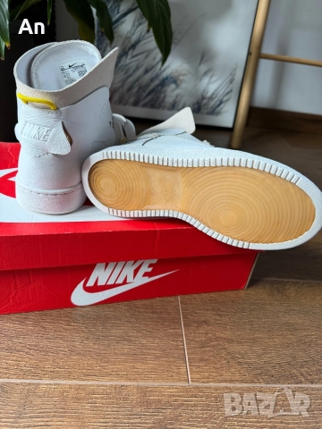 Nike Wmns Vandalised White Chrome Yellow BQ3610-100, снимка 3 - Кецове - 52177958