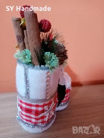 Коледен ботуш ръчна изработка , снимка 5 - Декорация за дома - 48022667