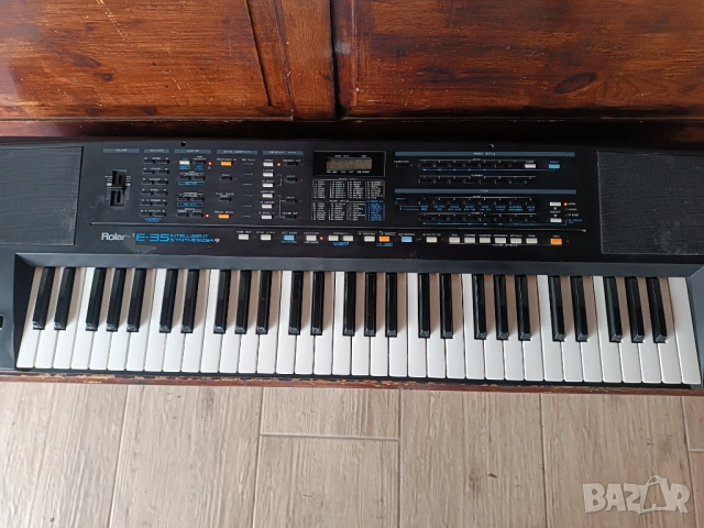 Синтезатор Roland E35, снимка 6 - Синтезатори - 53190491