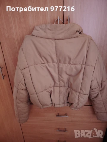 Яке на Bershka, снимка 2 - Якета - 50592620