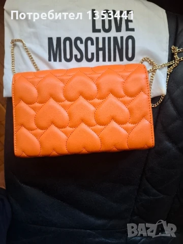 оригинална чанта наLove Moscnino, снимка 2 - Чанти - 51353870