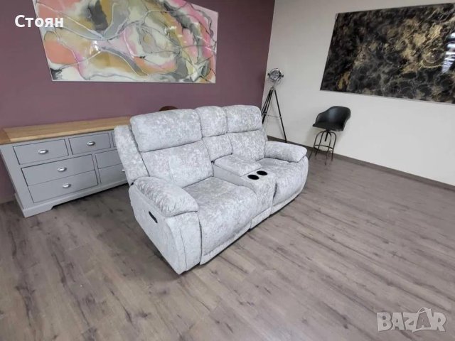 Бежов диван от плат двойка La-z-boy с ел. релаксиращ механизъм, снимка 3 - Дивани и мека мебел - 42678809