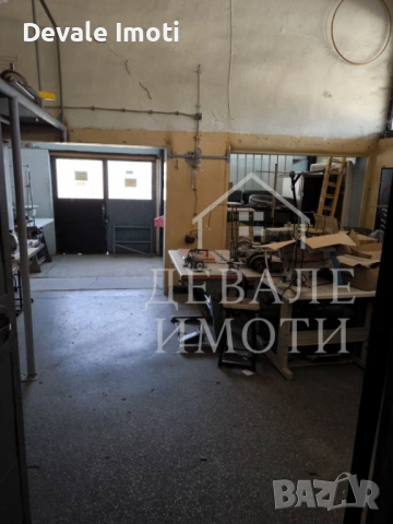 Отдава се под наем Промишлено Помещение – 363 кв.м, кв. Родина-1, снимка 4 - Производствени сгради - 53631770