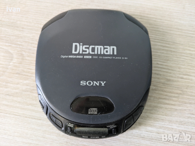 Преносим CD плейър Sony Discman D-151, Mega Bass, винтидж уокмен '96., снимка 3 - Други - 53735225