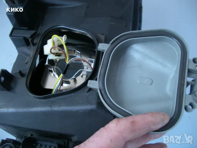 Дясен фар за бус WV t5, снимка 6 - Части - 49225073