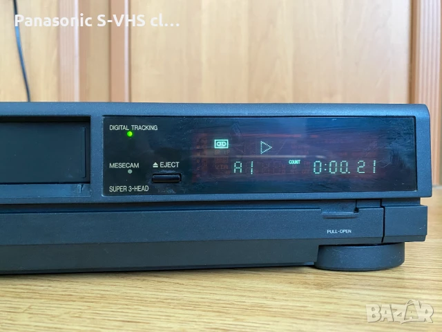 Видео Panasonic NV-J40 HQ 3HEAD VHS recorder, снимка 2 - Плейъри, домашно кино, прожектори - 50915397