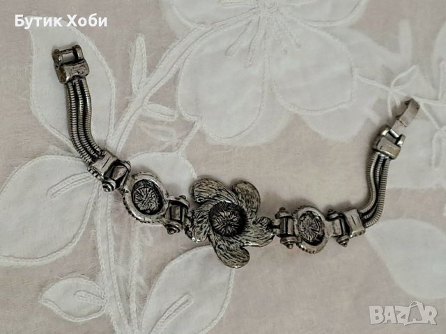 Винтидж гривна а корали, снимка 5 - Антикварни и старинни предмети - 40921481