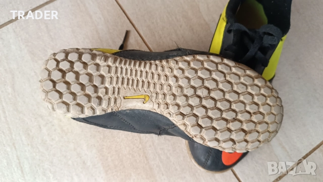 футболни обувки гъсенички бутонки Nike размер 33 номер, дължина на стелката 20.5см, снимка 6 - Детски маратонки - 42603990